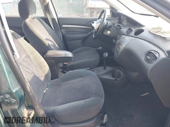 2000 Ford Focus SE with VIN 1FAFP3431YW273376, listed as a IAAI auction lot 39471057 with 214,968 mi miles and . Bid and sale history available at carsss.com. Image 5.