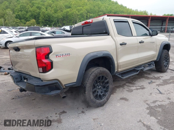 2024 Chevrolet Colorado 4WD Trail Boss with VIN 1GCPTEEK2R1155752, listed as a IAAI auction lot 42211659 with 28,428 mi miles and . Bid and sale history available at DreamBid. Image 4.