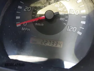 2003 Nissan Xterra XE with VIN 5N1ED28T13C645758, listed as a IAAI auction lot 41889537 with 227,334 mi miles and . Bid and sale history available at DreamBid. Image 15.