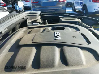 2018 Jeep Grand Cherokee Laredo E z VIN 1C4RJFAGXJC375588, wystawiony jako IAAI lot #41406344 z przebiegiem 69 989 mil mil oraz . Historia ofert i sprzedaży dostępna na DreamBid. Obrazek 20.