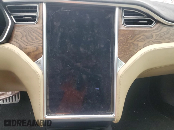 2016 Tesla Model S 90D with VIN 5YJSA1E48GF153079, listed as a Copart auction lot 74176874 with Not Provided miles and Salvage Title. Bid and sale history available at DreamBid. Image 9.