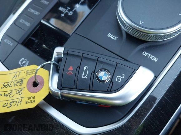 2020 BMW 3 Series 330i с VIN 3MW5R1J04L8B29799, выставлен на аукционе IAAI как лот 42124394 с пробегом 24 783 миль миль и . История ставок и продаж доступна на DreamBid. Изображение 11.