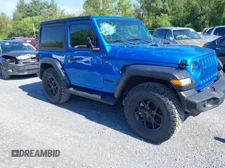 2022 Jeep Wrangler Sport S с VIN 1C4GJXAG0NW145642, выставлен на аукционе IAAI как лот 42112670 с пробегом 8 737 миль миль и . История ставок и продаж доступна на DreamBid. Изображение 1.