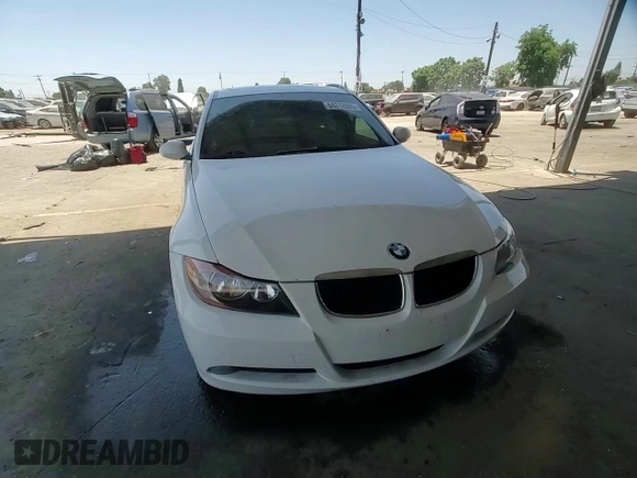 2008 BMW 3 Series 328i with VIN WBAVA37558NL54209, listed as a Copart auction lot 64012685 with 129,324 mi miles and Salvage title. Bid and sale history available at DreamBid. Image 13.