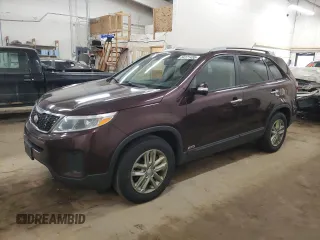 2015 Kia Sorento LX with VIN 5XYKTDA74FG633879, listed as a Copart auction lot 54221455 with 181,577 mi miles and Clean Title. Bid and sale history available at carsss.com. Image 1.