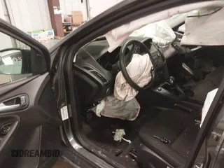 2018 Ford Focus SE with VIN 1FADP3F22JL298144, listed as a IAAI auction lot 41880555 with 73,166 mi miles. Bid and sale history available at carsss.com. Image 5.
