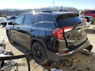 2022 GMC Terrain AT4 z VIN 3GKALYEV4NL301836, wystawiony jako Copart lot #45494515 z przebiegiem 26 987 mil mil oraz Szkoda całkowita • Salvage title. Historia ofert i sprzedaży dostępna na DreamBid. Obrazek 2.