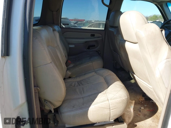 2002 Chevrolet Suburban LS with VIN 3GNEC16Z72G205717, listed as a IAAI auction lot 41700921 with 1 mi miles. Bid and sale history available at carsss.com. Image 8.