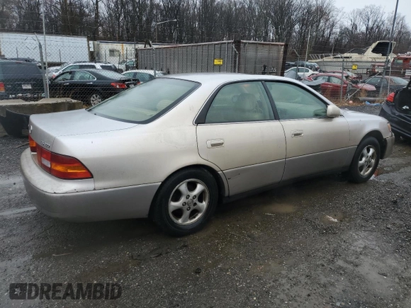 1999 Lexus ES 300 Luxury Sport Sdn with VIN JT8BF28GXX5067205, listed as a Copart auction lot 83018394 with 170,573 mi miles and Salvage Title. Bid and sale history available at carsss.com. Image 3.