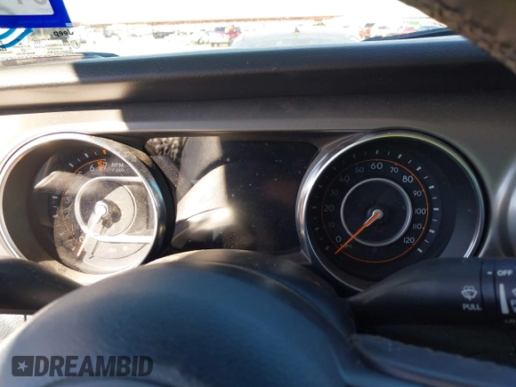2022 Jeep Gladiator Texas Trail with VIN 1C6HJTAG7NL128584, listed as a IAAI auction lot 40630493 with Not Provided miles and . Bid and sale history available at DreamBid. Image 15.