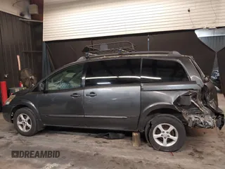 2004 Nissan Quest S with VIN 5N1BV28UX4N353525, listed as a IAAI auction lot 39576363 with 110,784 mi miles. Bid and sale history available at carsss.com. Image 14.