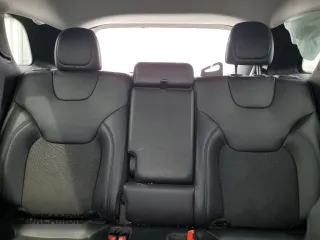 2020 Jeep Cherokee Altitude с VIN 1C4PJMLB8LD564153, выставлен на аукционе Copart как лот 53397325 с пробегом 63 387 миль миль и Списание • Salvage title. История ставок и продаж доступна на DreamBid. Изображение 10.