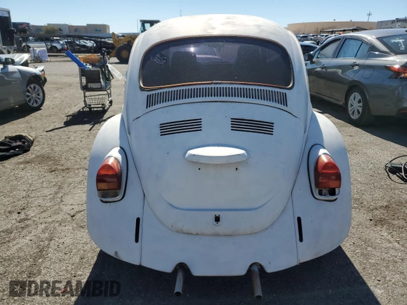 1971 Volkswagen Beetle with VIN 1112647256, listed as a Copart auction lot 46463125 with 90,558 mi miles and Clean Title. Bid and sale history available at DreamBid. Image 6.