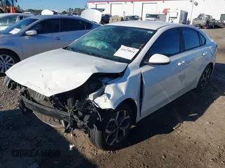 2019 Kia Forte LXS with VIN 3KPF24AD2KE040152, listed as a IAAI auction lot 41679814 with 1 mi miles. Bid and sale history available at carsss.com. Image 18.