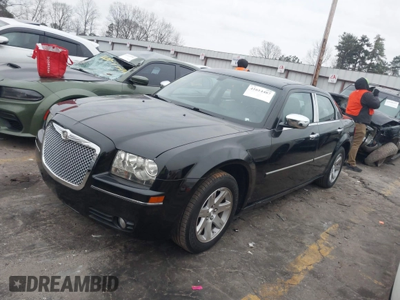 2007 Chrysler 300 Touring with VIN 2C3KA53G87H821367, listed as a IAAI auction lot 41614487 with 84,592 mi miles and . Bid and sale history available at DreamBid. Image 2.