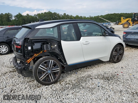2021 BMW i3 with VIN WBY8P2C02M7H88090, listed as a Copart auction lot 66531703 with 11,548 mi miles. Bid and sale history available at carsss.com. Image 3.