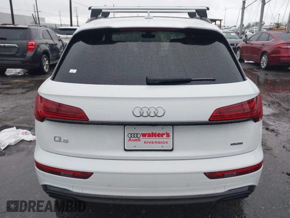 2025 Audi Q5 S line Premium z VIN WA1GAAFY2S2029189, wystawiony jako IAAI lot #41576981 z przebiegiem 1595 mil mil oraz . Historia ofert i sprzedaży dostępna na DreamBid. Obrazek 16.