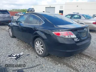 2009 Mazda 6 i Sport with VIN 1YVHP81A595M00988, listed as a IAAI auction lot 42622271 with 151,652 mi miles and . Bid and sale history available at DreamBid. Image 3.