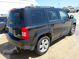2015 Jeep Patriot Latitude with VIN 1C4NJPFB6FD368138, listed as a IAAI auction lot 42505872 with 120,937 mi miles and . Bid and sale history available at DreamBid. Image 4.