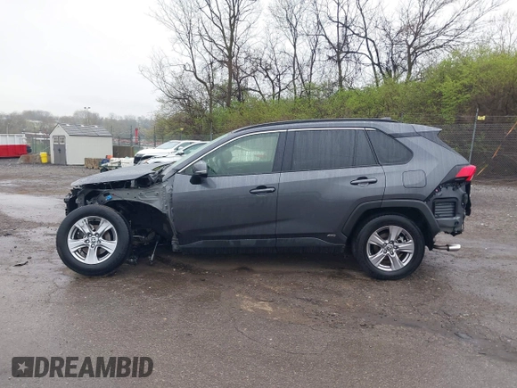 2023 Toyota RAV4 Hybrid XLE with VIN JTMRWRFV5PJ056825, listed as a IAAI auction lot 41912178 with 1 mi miles. Bid and sale history available at carsss.com. Image 15.
