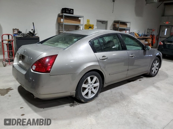 2004 Nissan Maxima SL with VIN 1N4BA41E14C871085, listed as a Copart auction lot 81097454 with 174,734 mi miles and Salvage Title. Bid and sale history available at carsss.com. Image 3.