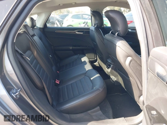 2013 Ford Fusion SE Hybrid with VIN 3FA6P0LU8DR178254, listed as a IAAI auction lot 42223543 with 139,995 mi miles and . Bid and sale history available at DreamBid. Image 8.