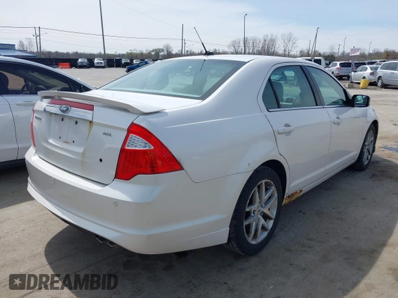 2011 Ford Fusion SEL with VIN 3FAHP0JA4BR200233, listed as a IAAI auction lot 41967095 with 237,492 mi miles. Bid and sale history available at carsss.com. Image 4.