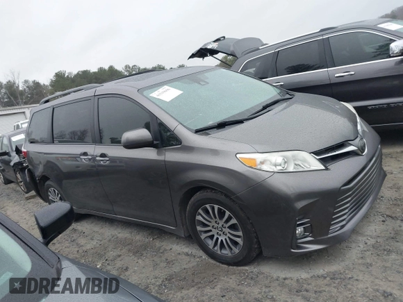 2019 Toyota Sienna XLE Auto Access Seat with VIN 5TDYZ3DC8KS982777, listed as a IAAI auction lot 41519696 with 109,708 mi miles. Bid and sale history available at carsss.com. Image 13.