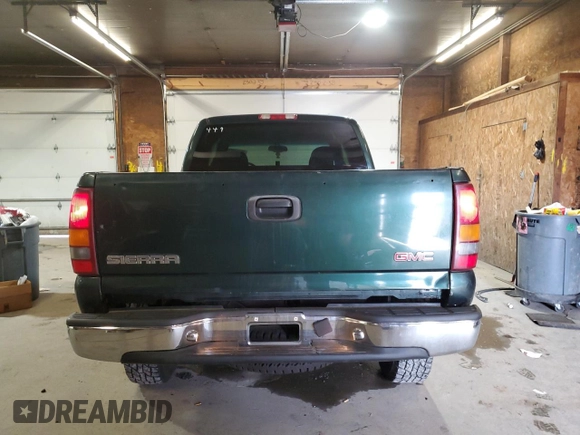 2003 GMC Sierra 2500HD SLE z VIN 1GTHK29U93E220646, wystawiony jako Copart lot #56318055 z przebiegiem 144 159 mil mil oraz Czysty tytuł • Clean title. Historia ofert i sprzedaży dostępna na DreamBid. Obrazek 6.
