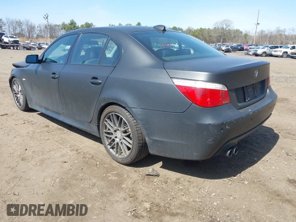 2008 BMW 5 Series 550i with VIN WBANW53598CT34351, listed as a IAAI auction lot 41931195 with 198,088 mi miles. Bid and sale history available at carsss.com. Image 3.