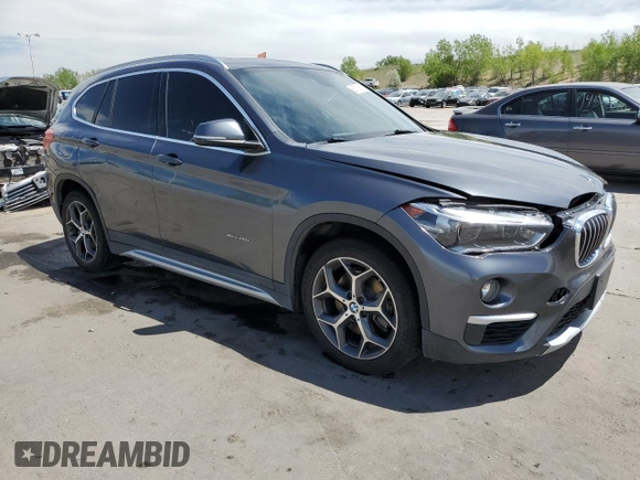 2016 BMW X1 xDrive28i z VIN WBXHT3C34GP883767, wystawiony jako Copart lot #56708375 z przebiegiem 96 285 mil mil oraz Szkoda całkowita • Salvage title. Historia ofert i sprzedaży dostępna na DreamBid. Obrazek 4.