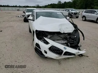 2022 BMW X2 sDrive28i with VIN WBXYH9C0XN5T46405, listed as a Copart auction lot 70291554 with 28,035 mi miles and Salvage Title. Bid and sale history available at carsss.com. Image 12.