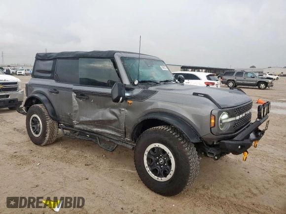 2022 Ford Bronco with VIN 1FMEE5DP7NLB74287, listed as a Copart auction lot 58905275 with 17,326 mi miles and Salvage title. Bid and sale history available at DreamBid. Image 4.