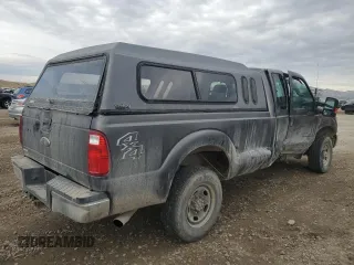 2013 Ford F-250 XL with VIN 1FT7X2B68DEB47487, listed as a Copart auction lot 85341004 with 194,035 mi miles and Salvage Title. Bid and sale history available at DreamBid. Image 3.