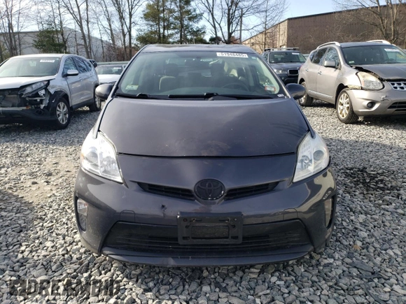 2015 Toyota Prius Four z VIN JTDKN3DU4F0409491, wystawiony jako Copart lot #51948485 z przebiegiem 262 130 mil mil oraz Czysty tytuł • Clean title. Historia ofert i sprzedaży dostępna na DreamBid. Obrazek 5.