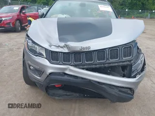 2019 Jeep Compass Trailhawk с VIN 3C4NJDDB9KT739654, выставлен на аукционе IAAI как лот 42195345 с пробегом 116 601 миль миль и . История ставок и продаж доступна на DreamBid. Изображение 6.