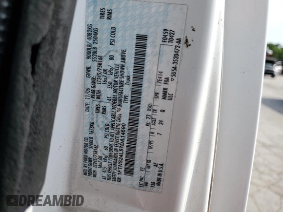 2007 Ford Econoline Cargo z VIN 1FTNS24L57DA14690, wystawiony jako Copart lot #57173565 z przebiegiem 172 371 mil mil oraz Czysty tytuł • Clean title. Historia ofert i sprzedaży dostępna na DreamBid. Obrazek 12.