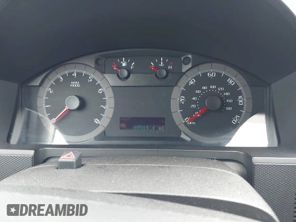 2008 Ford Escape Limited с VIN 1FMCU94128KE80028, выставлен на аукционе IAAI как лот 42168190 с пробегом 180 565 миль миль и . История ставок и продаж доступна на DreamBid. Изображение 7.