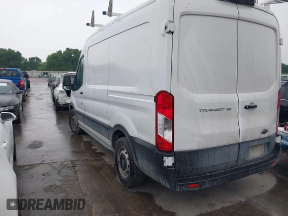 2019 Ford Transit with VIN 1FTYE1CM0KKB38525, listed as a IAAI auction lot 41940711 with 224,576 mi miles and . Bid and sale history available at DreamBid. Image 3.