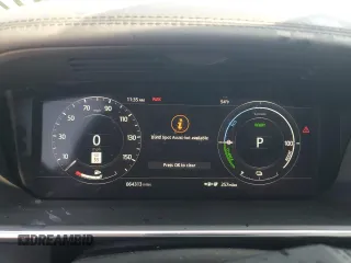 2020 Land Rover Range Rover z VIN SALGS4RY9LA576492, wystawiony jako Copart lot #50909745 z przebiegiem 64 313 mil mil oraz Szkoda całkowita • Salvage title. Historia ofert i sprzedaży dostępna na DreamBid. Obrazek 9.