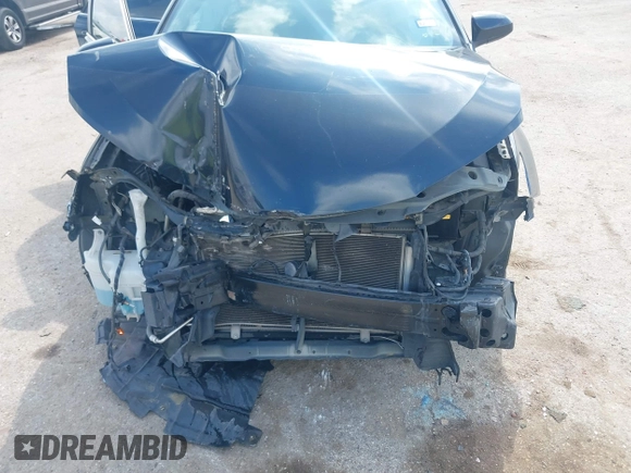 2016 Toyota Camry XLE with VIN 4T4BF1FK1GR532478, listed as a IAAI auction lot 42088674 with 83,297 mi miles and . Bid and sale history available at DreamBid. Image 6.