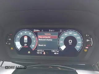 2024 Audi A3 Premium Plus z VIN WAUHUDGY6RA138401, wystawiony jako IAAI lot #41806406 z przebiegiem 4 315 mil mil oraz . Historia ofert i sprzedaży dostępna na DreamBid. Obrazek 7.