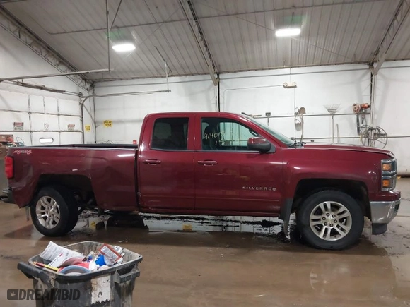 2015 Chevrolet Silverado 1500 LT with VIN 1GCVKREC9FZ359925, listed as a IAAI auction lot 41401532 with 164,943 mi miles. Bid and sale history available at carsss.com. Image 13.