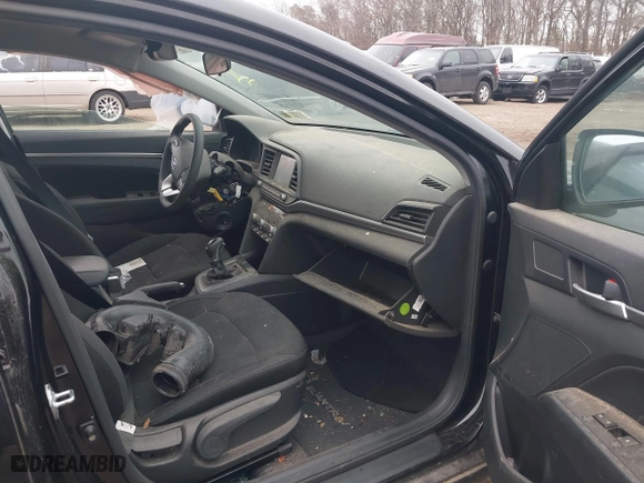 2020 Hyundai Elantra Value Edition with VIN KMHD84LF3LU951867, listed as a IAAI auction lot 41735317 with 999,999 mi miles. Bid and sale history available at carsss.com. Image 5.