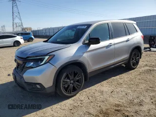 2021 Honda Passport Sport z VIN 5FNYF7H21MB010611, wystawiony jako Copart lot #54325775 z przebiegiem 28 362 mil mil oraz Szkoda całkowita • Salvage title. Historia ofert i sprzedaży dostępna na DreamBid. Obrazek 1.