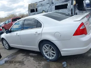 2010 Ford Fusion SEL with VIN 3FAHP0JA8AR129486, listed as a IAAI auction lot 41878346 with 137,983 mi miles. Bid and sale history available at carsss.com. Image 14.
