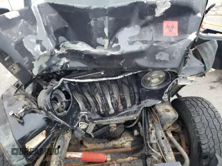 2000 Jeep Wrangler SE with VIN 1J4FA29PXYP746021, listed as a Copart auction lot 51023485 with 0 mi miles and Salvage Title. Bid and sale history available at carsss.com. Image 13.