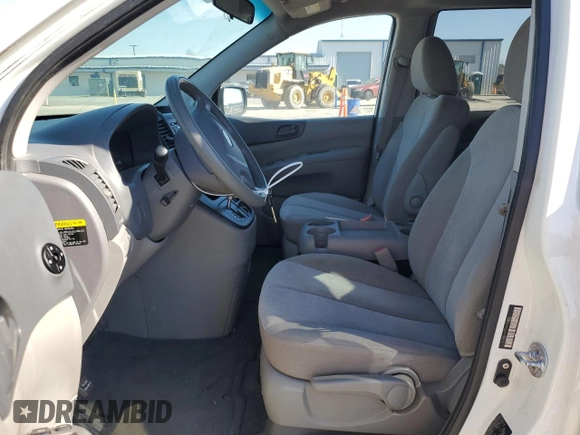 2011 Kia Sedona LX with VIN KNDMG4C75B6369885, listed as a Copart auction lot 49249435 with 225,057 mi miles and Salvage Title. Bid and sale history available at carsss.com. Image 7.