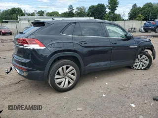 2021 Volkswagen Atlas SE with VIN 1V2KE2CAXMC207847, listed as a Copart auction lot 67691594 with 42,298 mi miles and Salvage title. Bid and sale history available at DreamBid. Image 3.