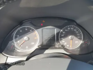 2014 Audi Q5 Premium z VIN WA1CFAFP2EA006108, wystawiony jako Copart lot #60461495 z przebiegiem 228 850 mil mil oraz Szkoda całkowita • Salvage title. Historia ofert i sprzedaży dostępna na DreamBid. Obrazek 9.